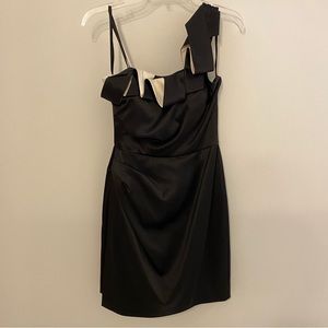 Max and Cleo size 4 black dress